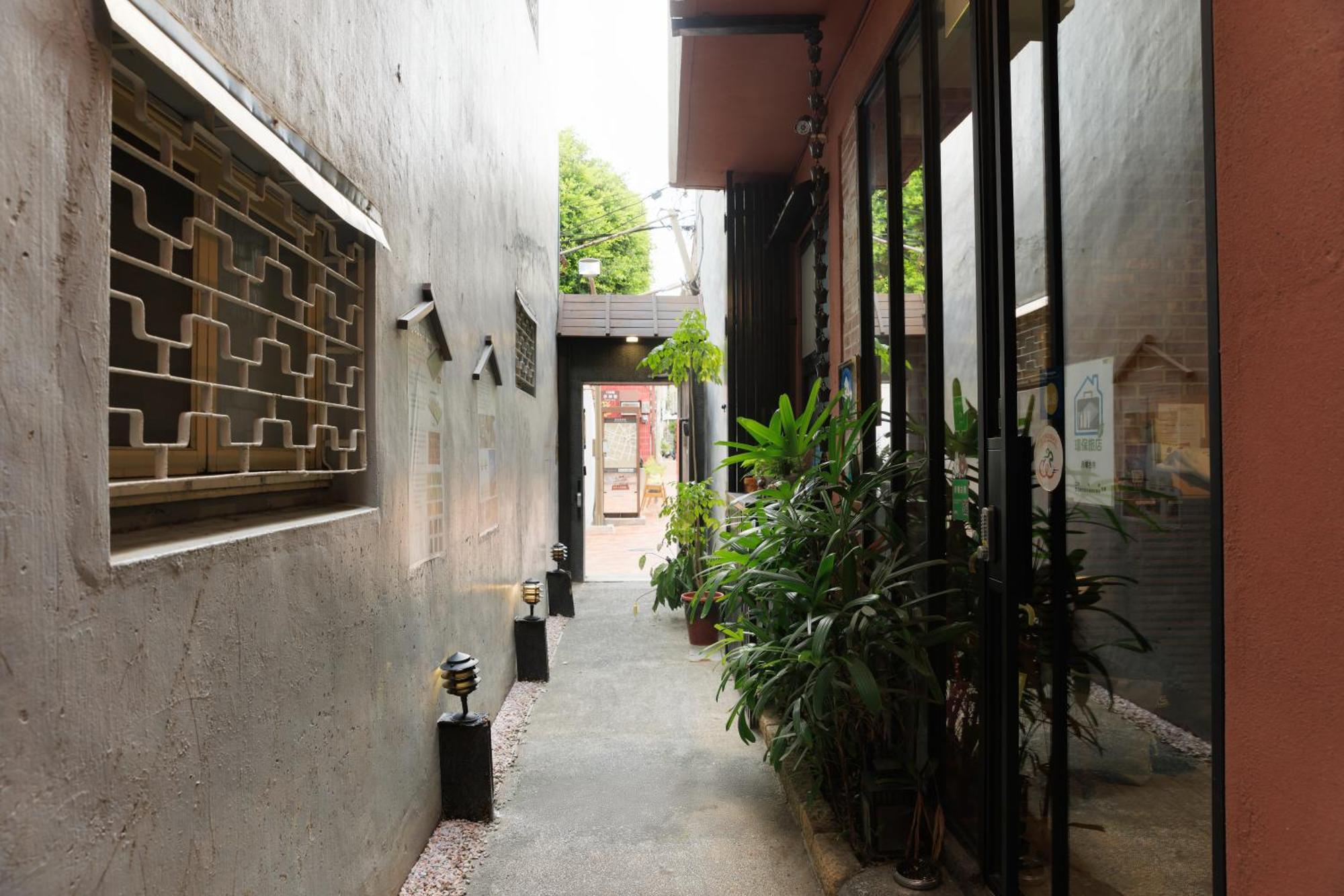 赤樓古巷民宿 6-12人可包棟 Tainan Eksteriør billede